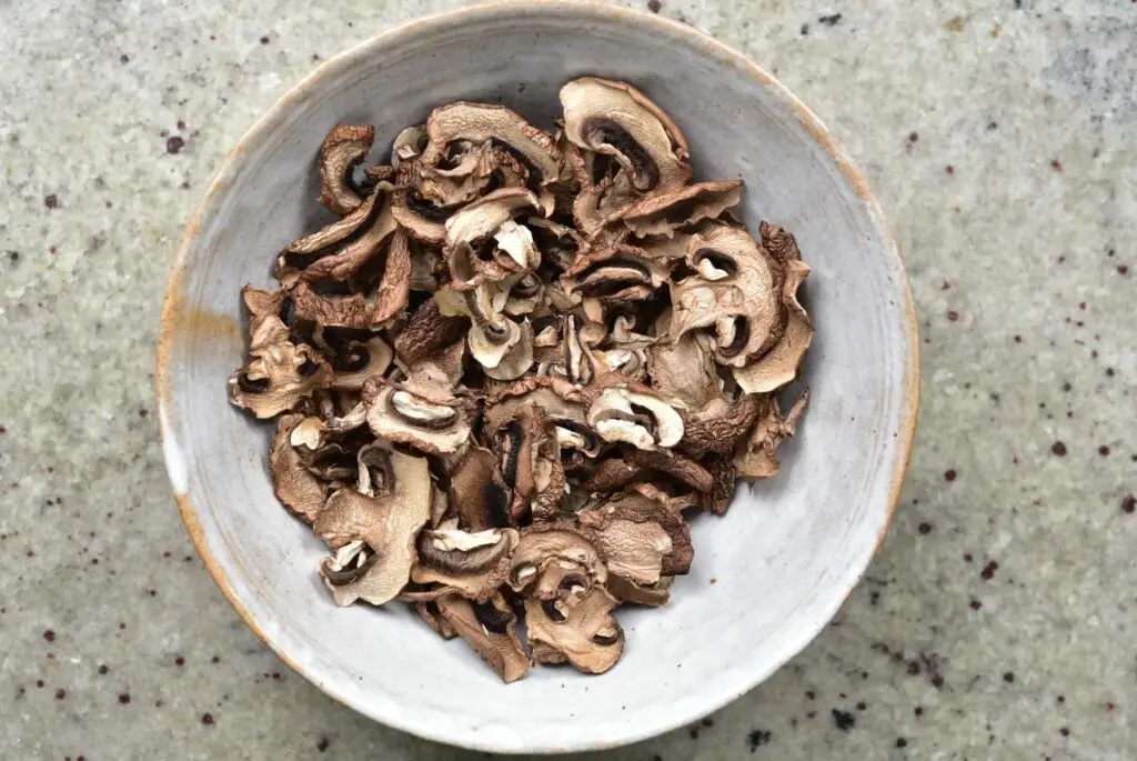 How to Dry mushrooms
