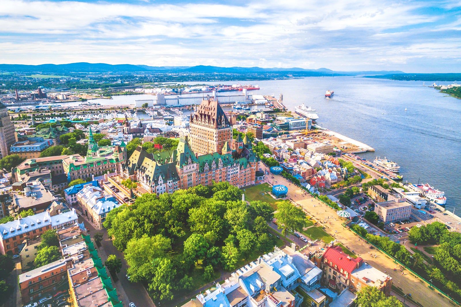 Quebec City city view for the Quebec City shroom delivery guide